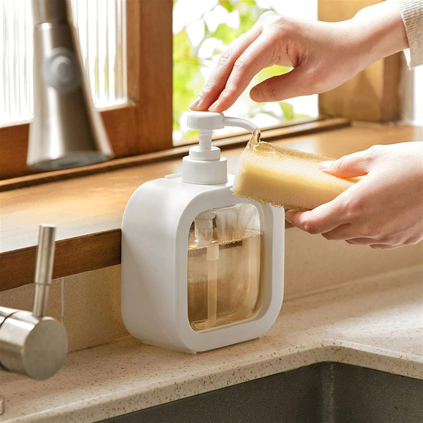 Portable Refillable Soap Dispenser Bottle | 300ml 500ml Clear Pump Bottle for Kitchen Bathroom Shower Lotion Shampoo